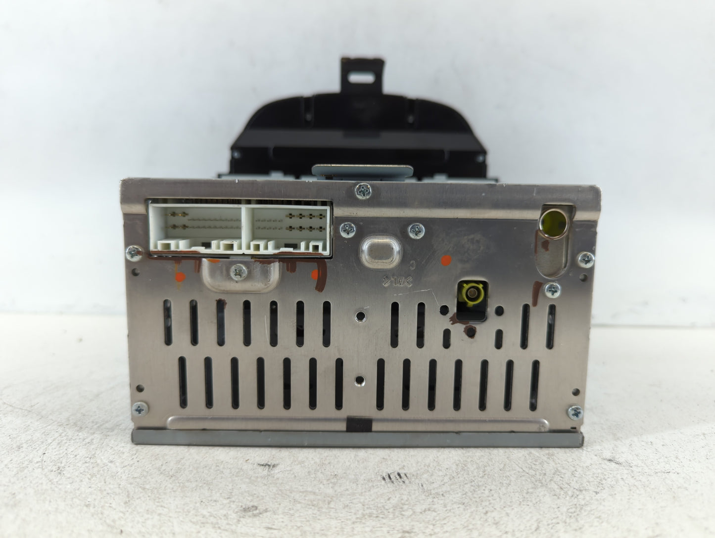 2014-2016 Hyundai Elantra Am Fm Cd Player Radio Receiver - Oemusedautoparts1.com