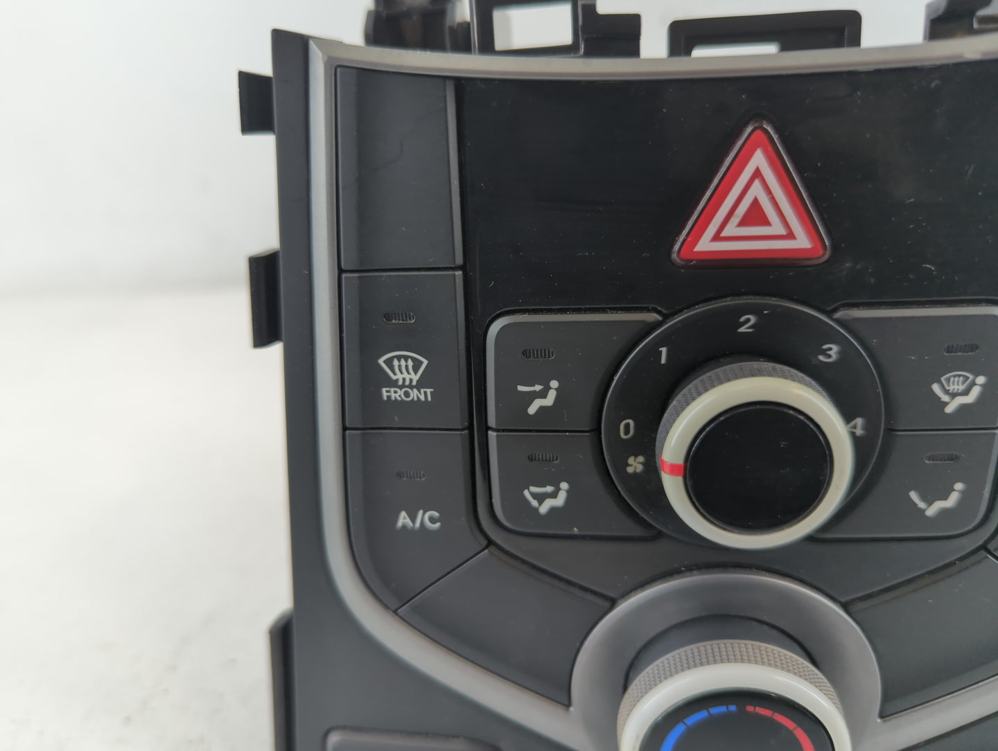 2014-2016 Hyundai Elantra Climate Control Module Temperature AC/Heater Replacement P/N:97250-3XCC0 C500-ATDCF Fits OEM Used 