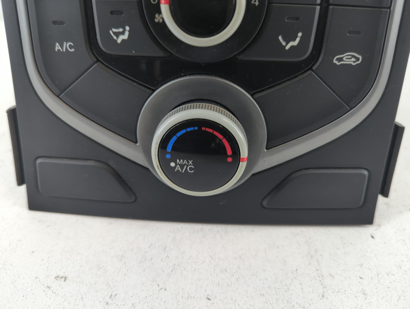 2014-2016 Hyundai Elantra Climate Control Module Temperature AC/Heater Replacement P/N:97250-3XCC0 C500-ATDCF Fits OEM Used 