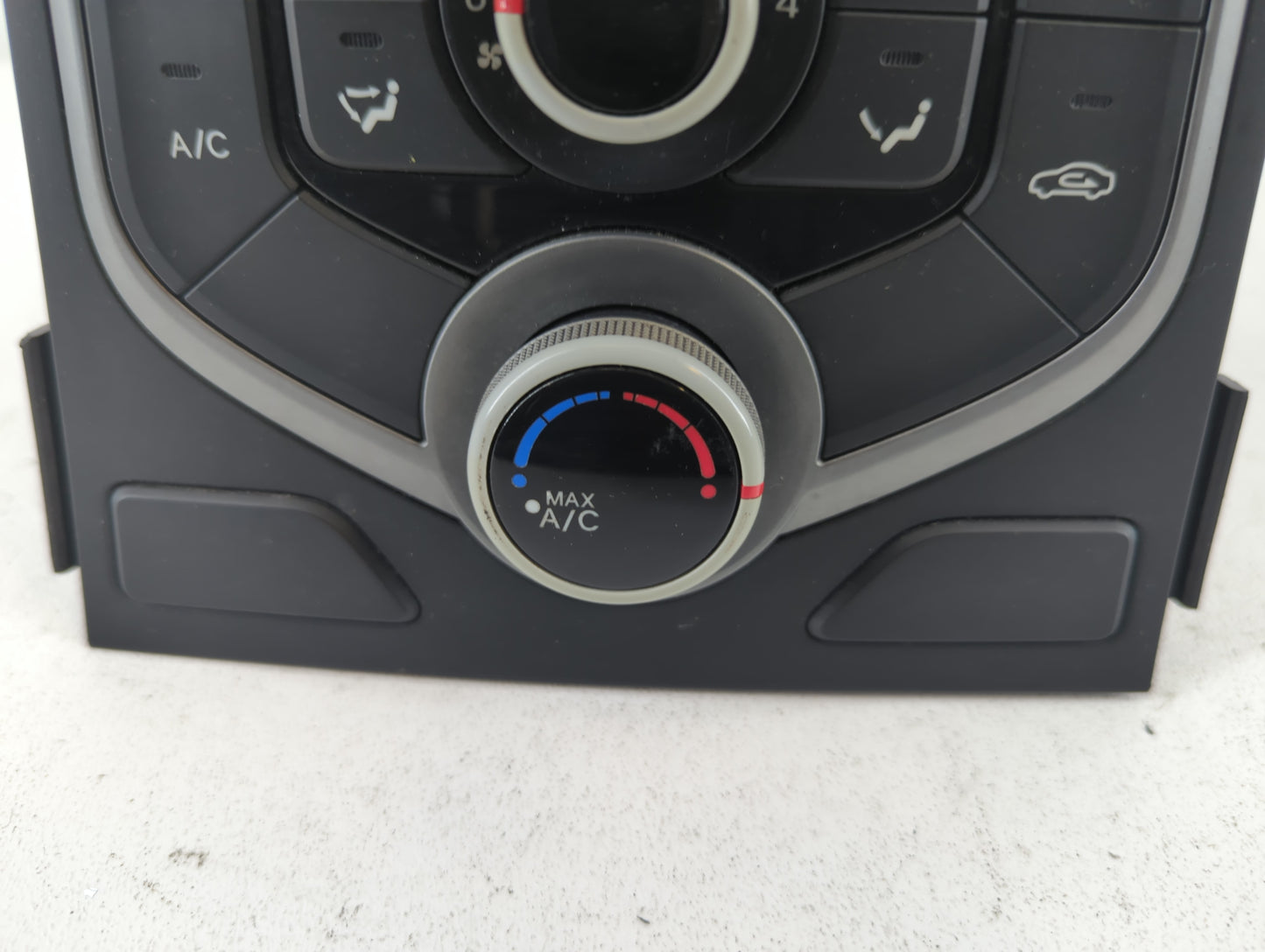 2014-2016 Hyundai Elantra Climate Control Module Temperature AC/Heater Replacement P/N:97250-3XCC0 C500-ATDCF Fits OEM Used 
