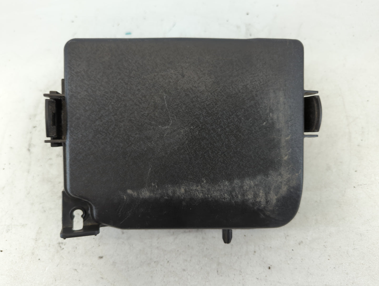 2014-2016 Hyundai Elantra Fusebox Fuse Box Panel Relay Module P/N:91951-3X710 Fits Fits 2014 2015 2016 OEM Used Auto Parts -