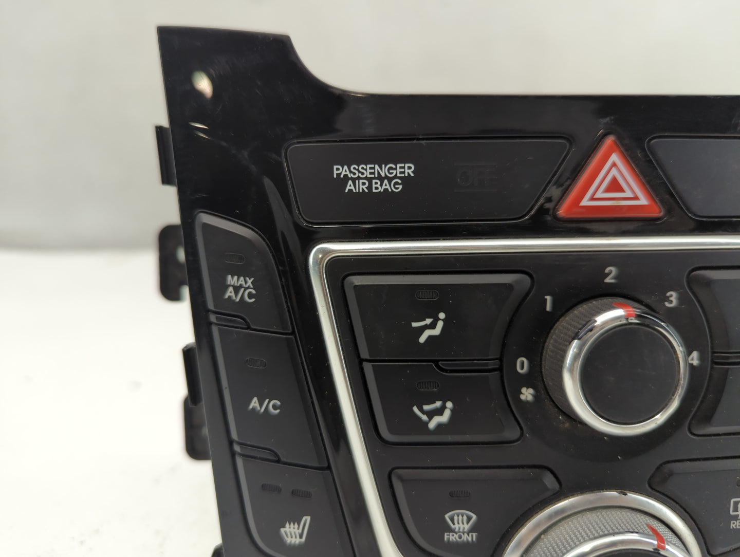 2013-2017 Hyundai Elantra Climate Control Module Temperature AC/Heater Replacement P/N:97250-A5201GU Fits OEM Used Auto Part