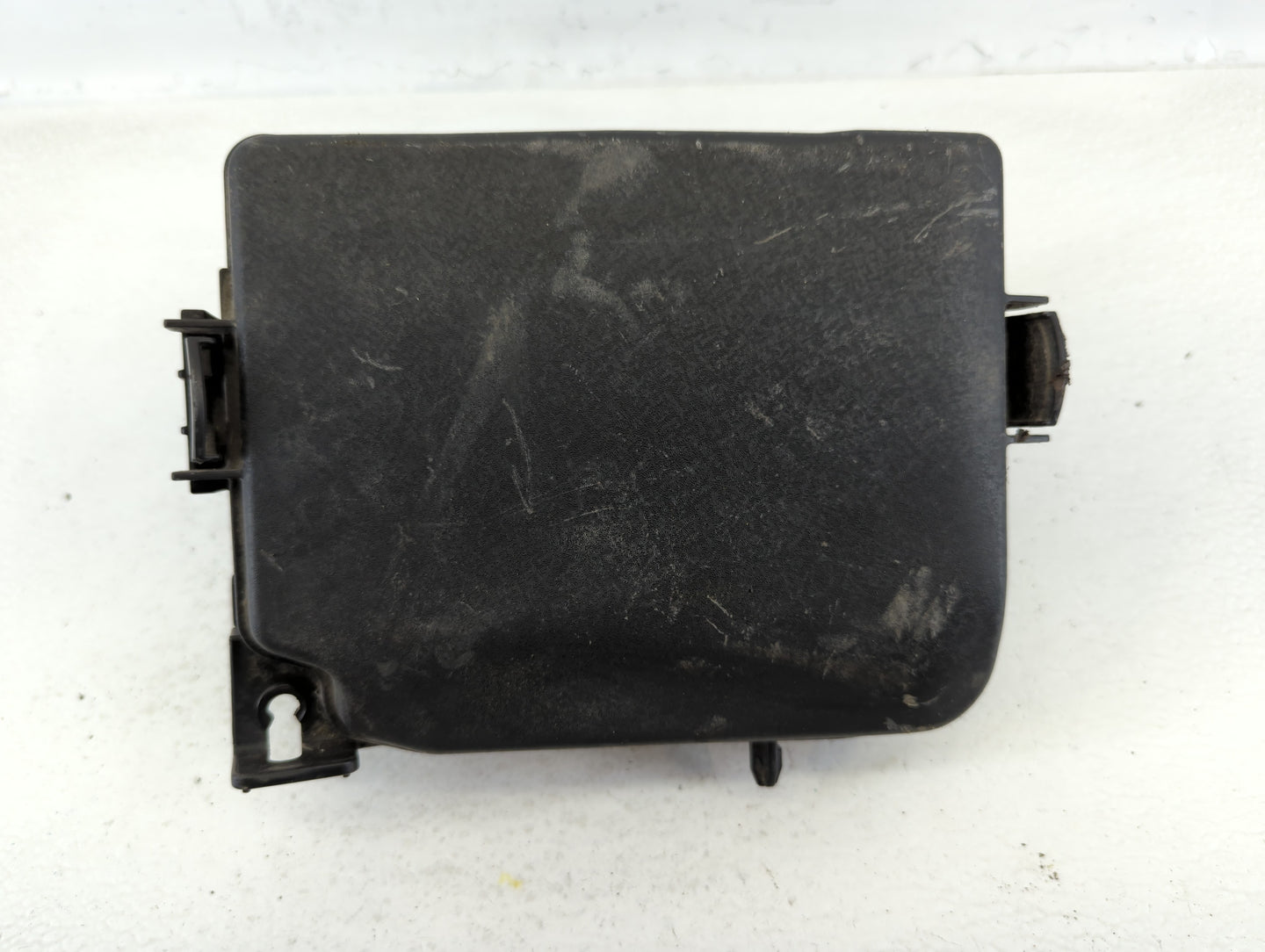 2014-2016 Hyundai Elantra Fusebox Fuse Box Panel Relay Module P/N:91951-3X710 Fits Fits 2014 2015 2016 OEM Used Auto Parts -