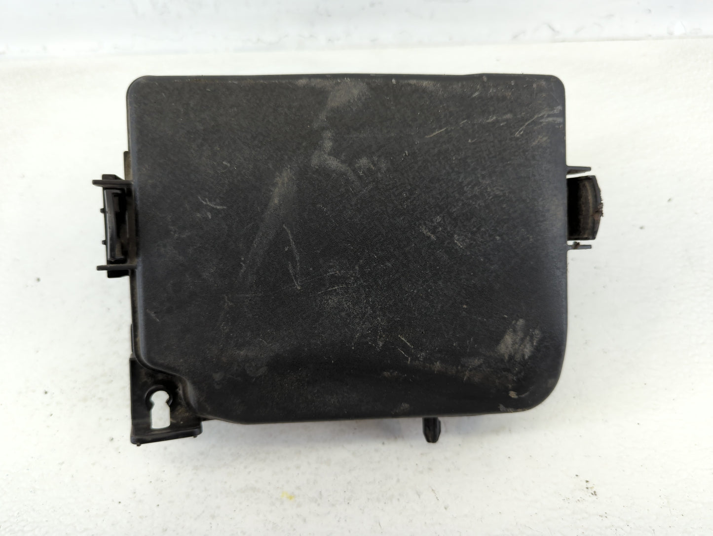 2014-2016 Hyundai Elantra Fusebox Fuse Box Panel Relay Module P/N:91951-3X710 Fits Fits 2014 2015 2016 OEM Used Auto Parts -