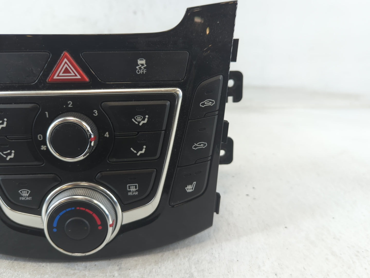 2013-2017 Hyundai Elantra Climate Control Module Temperature AC/Heater Replacement P/N:97250-A5201GU JC2AA0020 Fits OEM Used