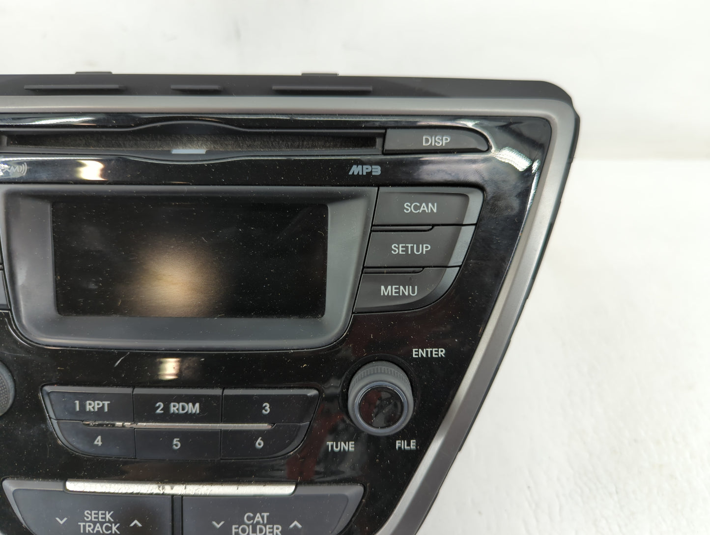 2014-2016 Hyundai Elantra Am Fm Cd Player Radio Receiver - Oemusedautoparts1.com