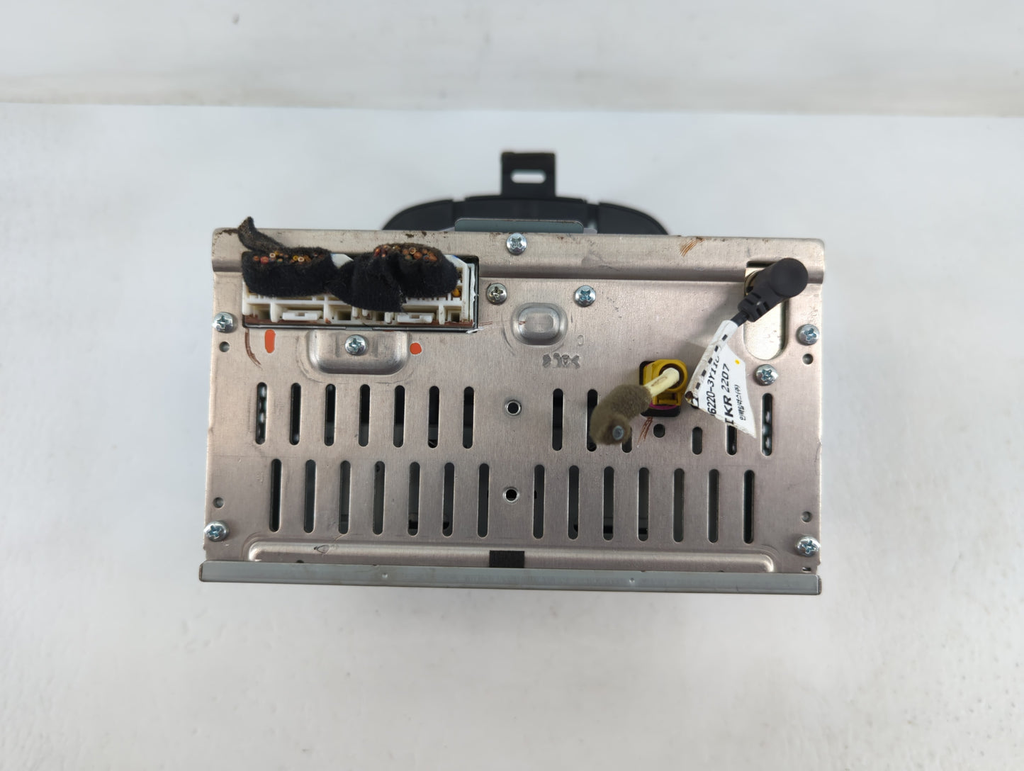 2014-2016 Hyundai Elantra Am Fm Cd Player Radio Receiver - Oemusedautoparts1.com