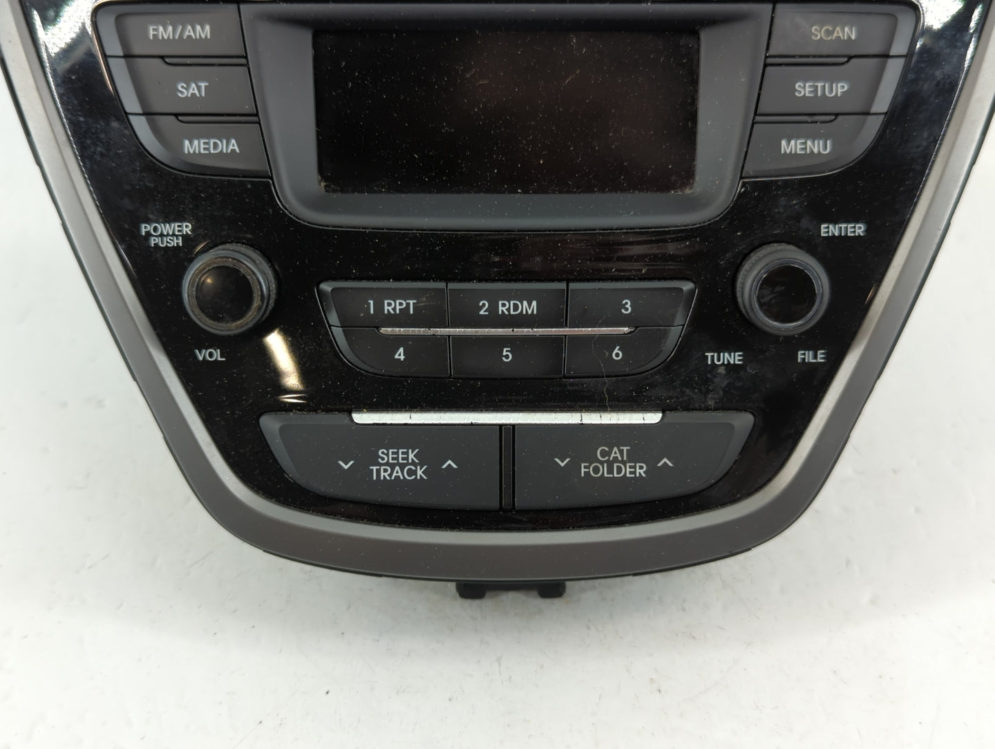 2014-2016 Hyundai Elantra Am Fm Cd Player Radio Receiver - Oemusedautoparts1.com