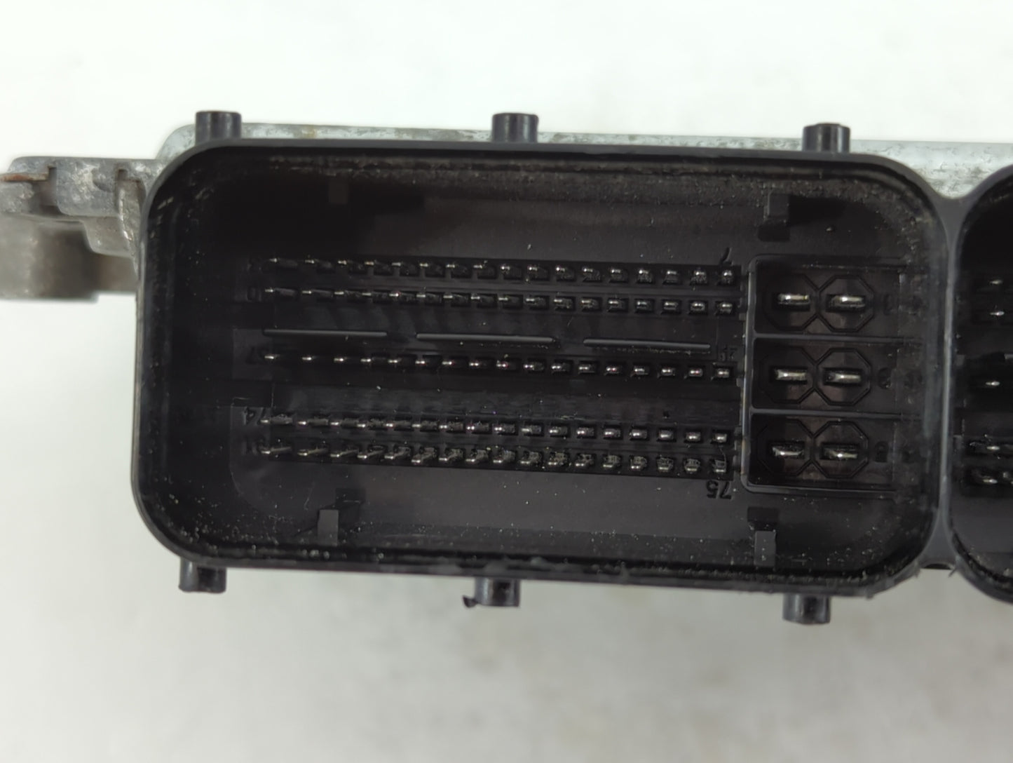 2014-2016 Hyundai Elantra PCM Engine Control Computer ECU ECM PCU OEM P/N:39103-2EML4 39102-2EML4 Fits Fits 2014 2015 2016 O