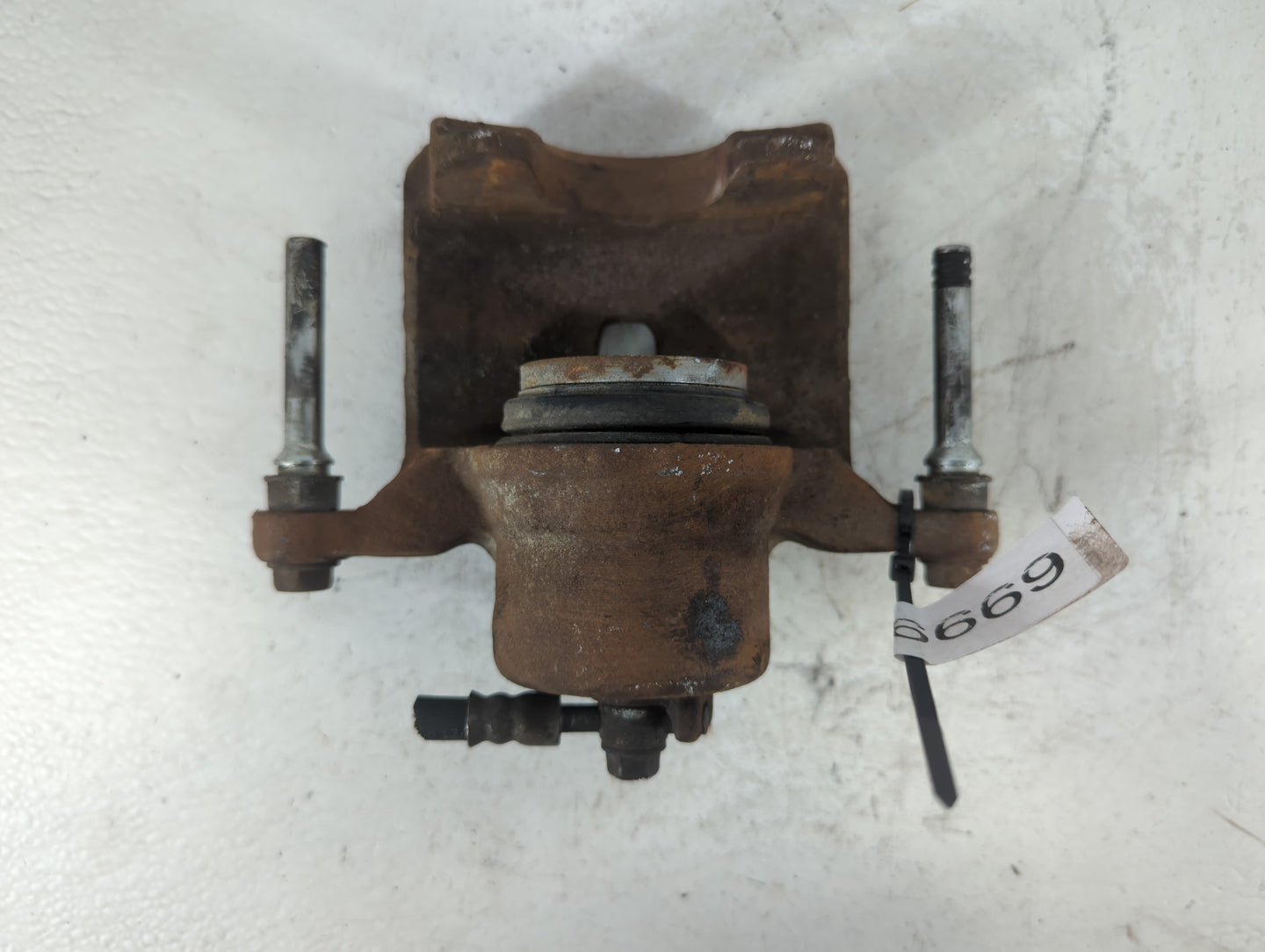 Hyundai Elantra Front Passenger Right Brake Caliper - Oemusedautoparts1.com