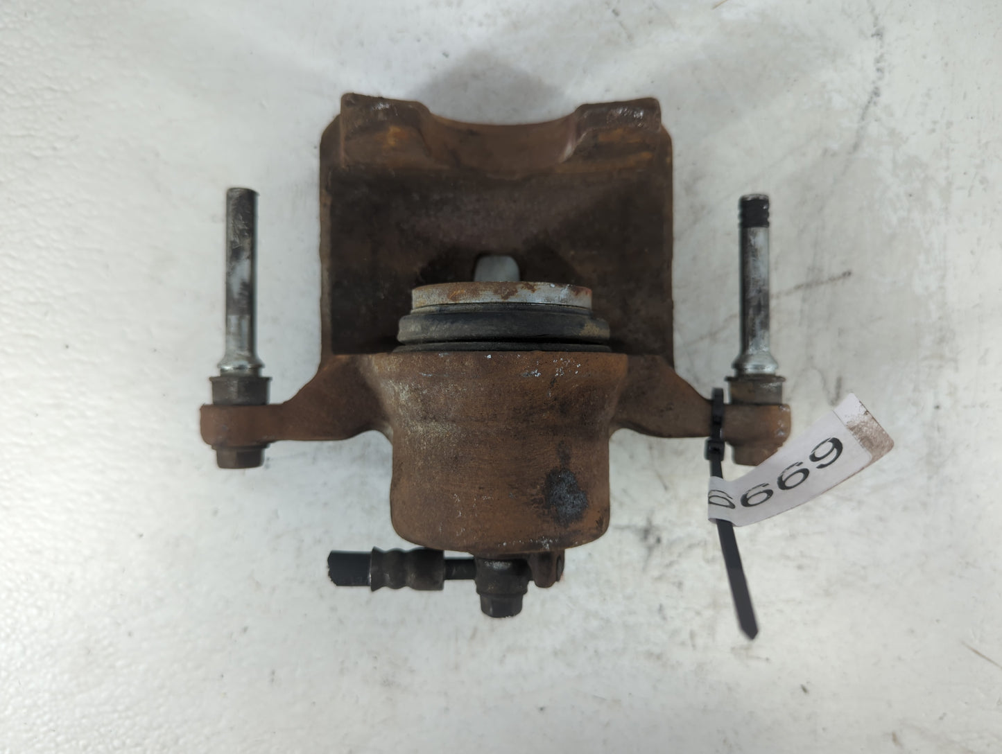 Hyundai Elantra Front Passenger Right Brake Caliper - Oemusedautoparts1.com