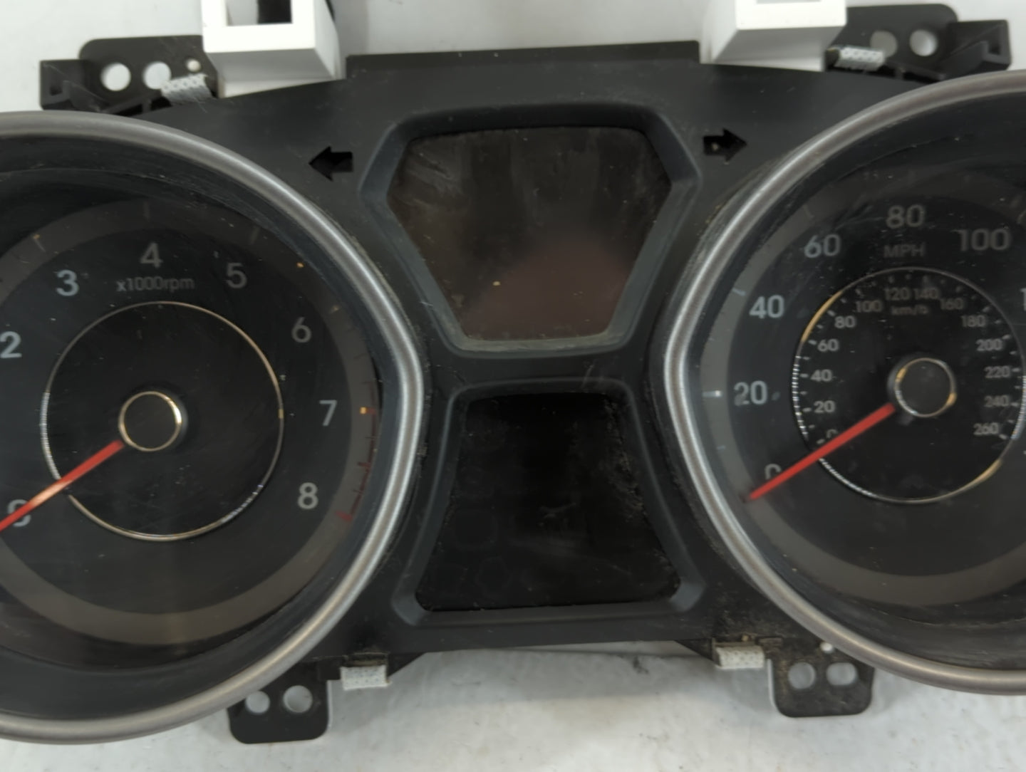 2014-2016 Hyundai Elantra Instrument Cluster Speedometer Gauges P/N:94004-3Y010 Fits Fits 2014 2015 2016 OEM Used Auto Parts