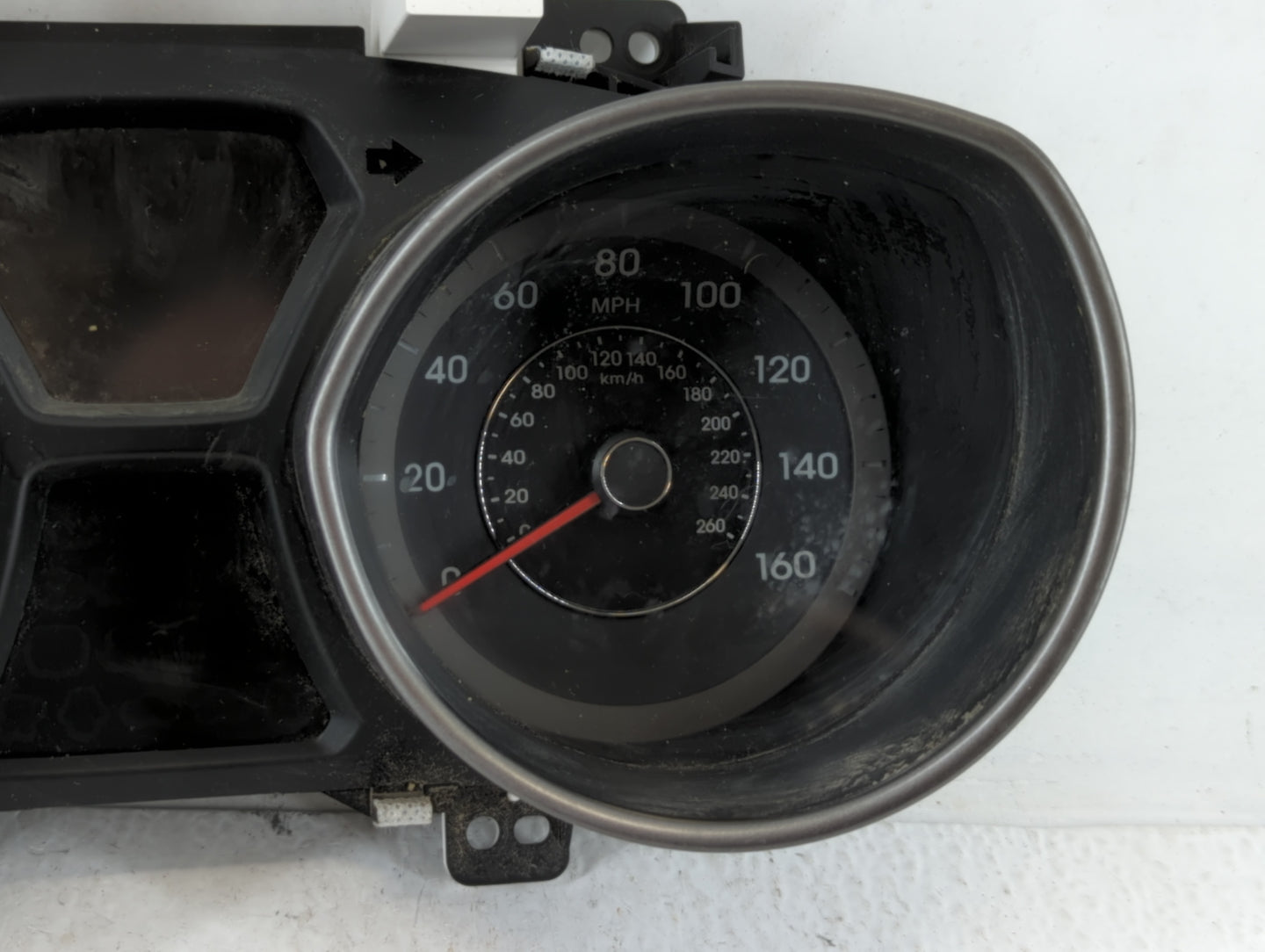 2014-2016 Hyundai Elantra Instrument Cluster Speedometer Gauges P/N:94004-3Y010 Fits Fits 2014 2015 2016 OEM Used Auto Parts