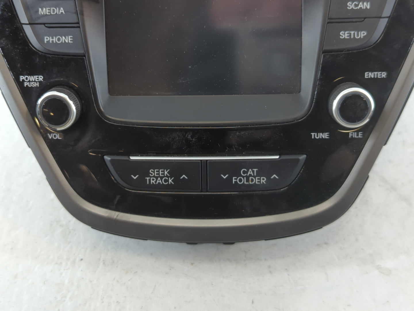 2014-2016 Hyundai Elantra Am Fm Cd Player Radio Receiver - Oemusedautoparts1.com