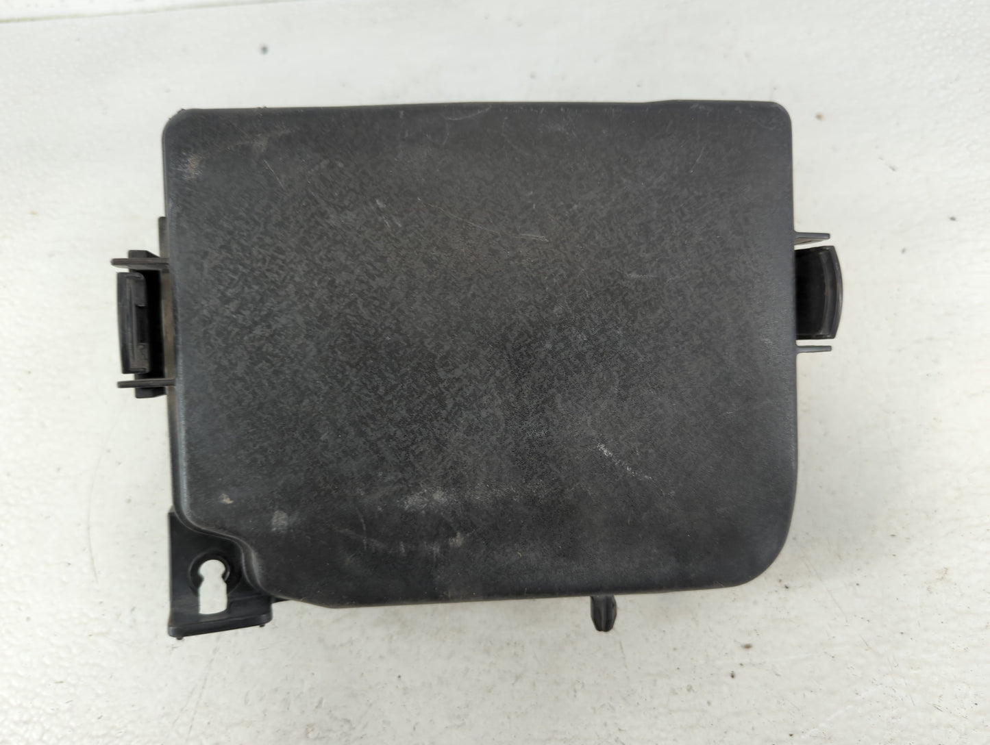 2014-2016 Hyundai Elantra Fusebox Fuse Box Panel Relay Module P/N:91951-3X710 Fits Fits 2014 2015 2016 OEM Used Auto Parts -