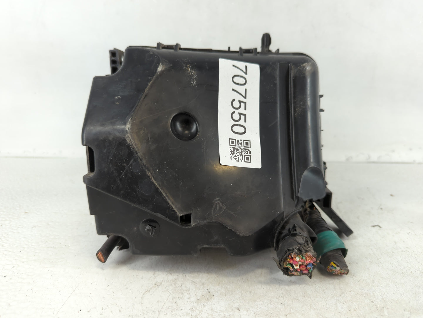 2014-2016 Hyundai Elantra Fusebox Fuse Box Panel Relay Module P/N:91951-3X710 Fits Fits 2014 2015 2016 OEM Used Auto Parts -