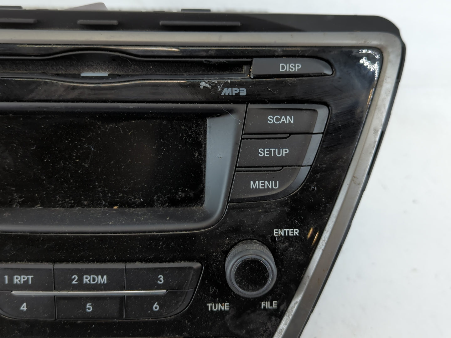 2014-2016 Hyundai Elantra Am Fm Cd Player Radio Receiver - Oemusedautoparts1.com