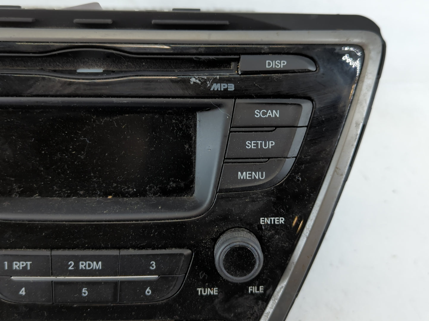 2014-2016 Hyundai Elantra Am Fm Cd Player Radio Receiver - Oemusedautoparts1.com