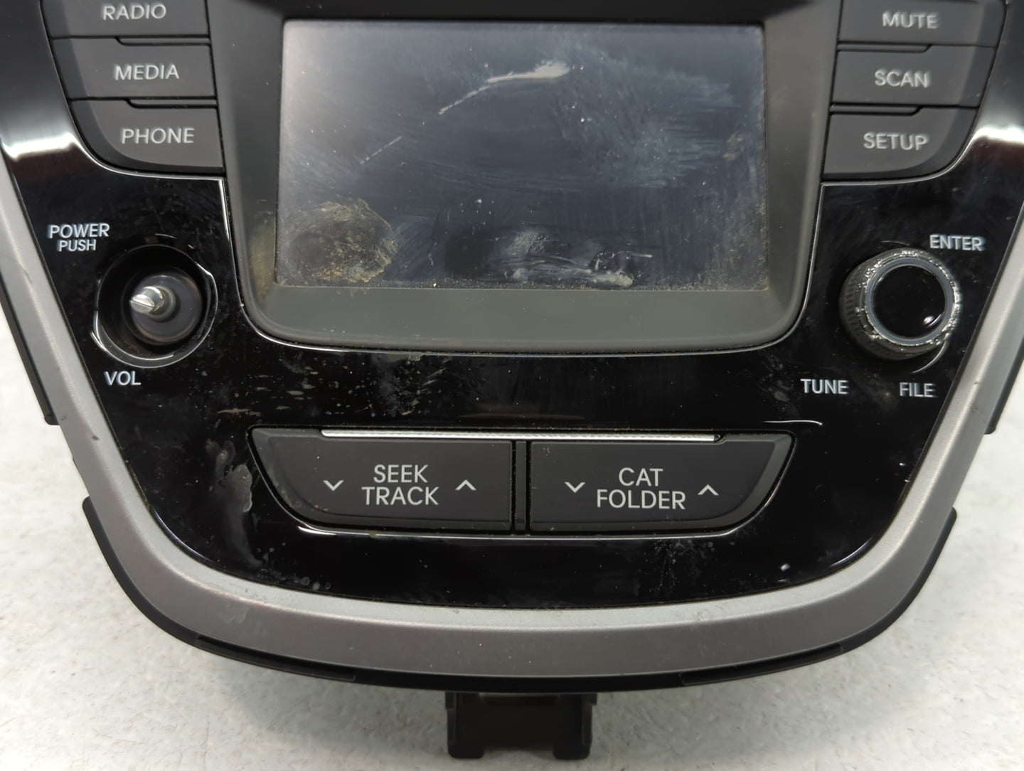 2014-2016 Hyundai Elantra Am Fm Cd Player Radio Receiver - Oemusedautoparts1.com