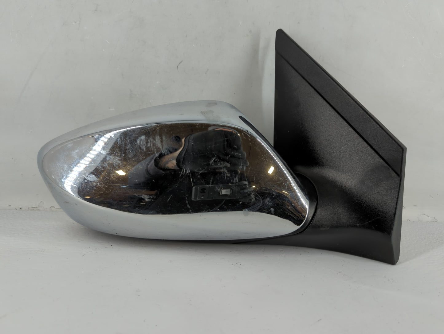 2014-2017 Hyundai Elantra Passenger Side View Mirror - Right Door Mirror OEM Used - Oemusedautoparts1.com