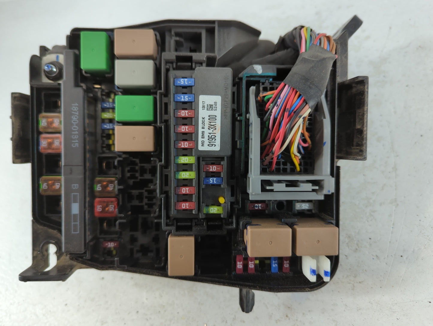 2014-2016 Hyundai Elantra Fusebox Fuse Box Panel Relay Module P/N:91951-3X710 Fits Fits 2014 2015 2016 OEM Used Auto Parts -