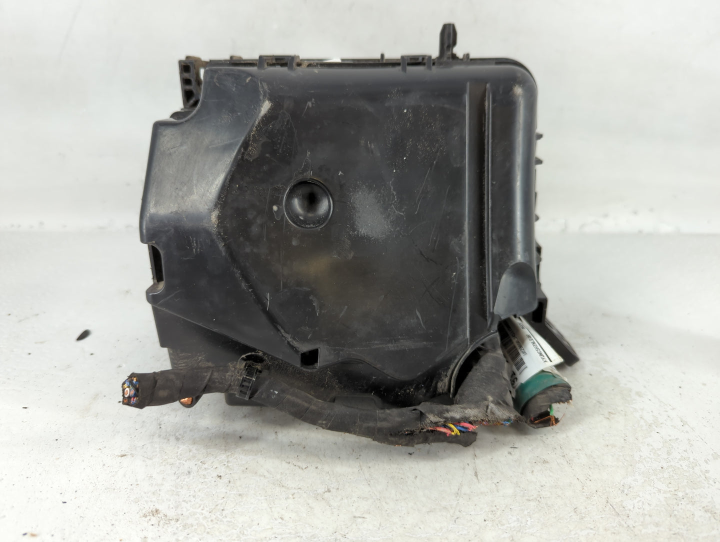 2014-2016 Hyundai Elantra Fusebox Fuse Box Panel Relay Module P/N:91951-3X710 Fits Fits 2014 2015 2016 OEM Used Auto Parts -