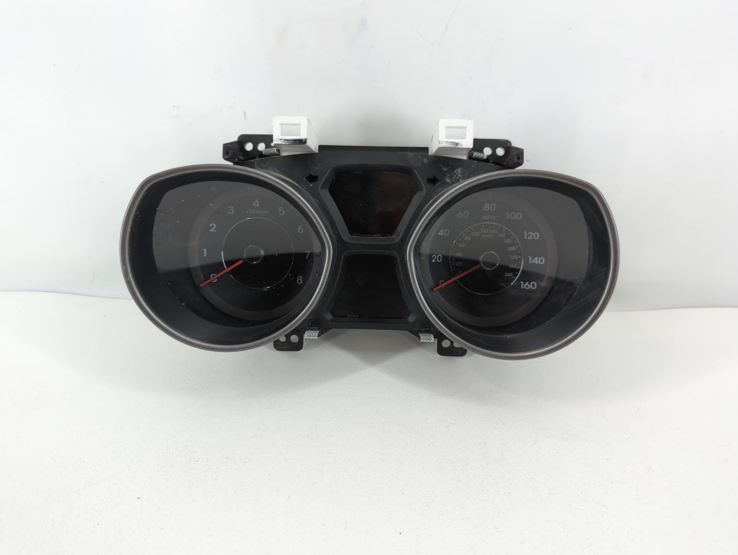 2014-2016 Hyundai Elantra Instrument Cluster Speedometer Gauges P/N:4001039545 94004-3Y010 Fits Fits 2014 2015 2016 OEM Used