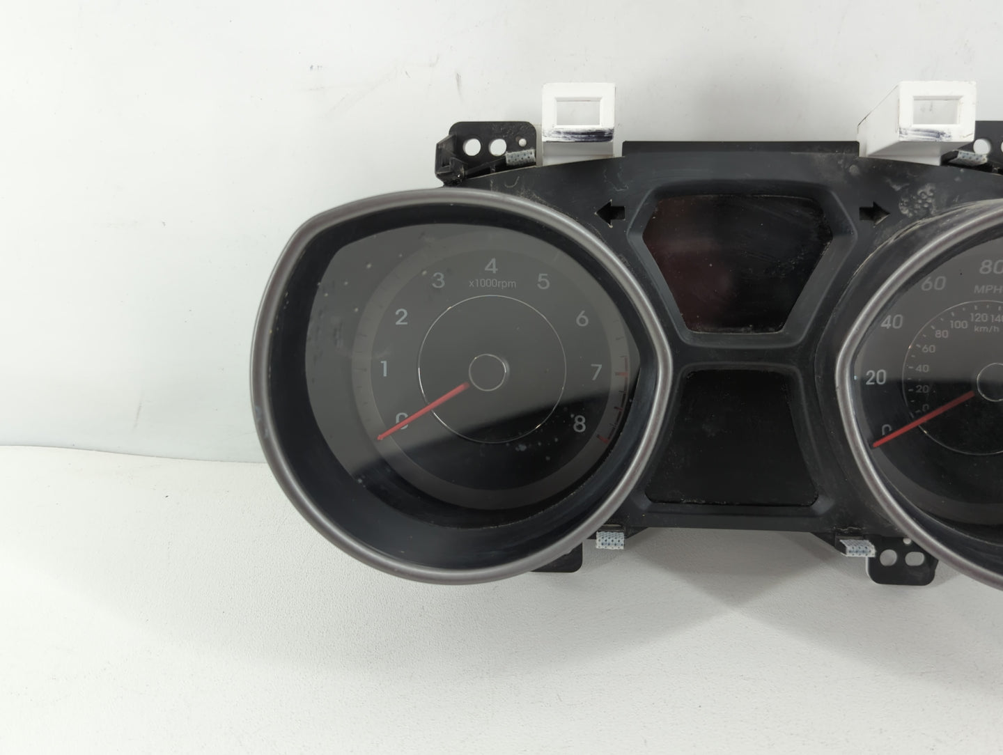 2014-2016 Hyundai Elantra Instrument Cluster Speedometer Gauges P/N:4001039545 94004-3Y010 Fits Fits 2014 2015 2016 OEM Used
