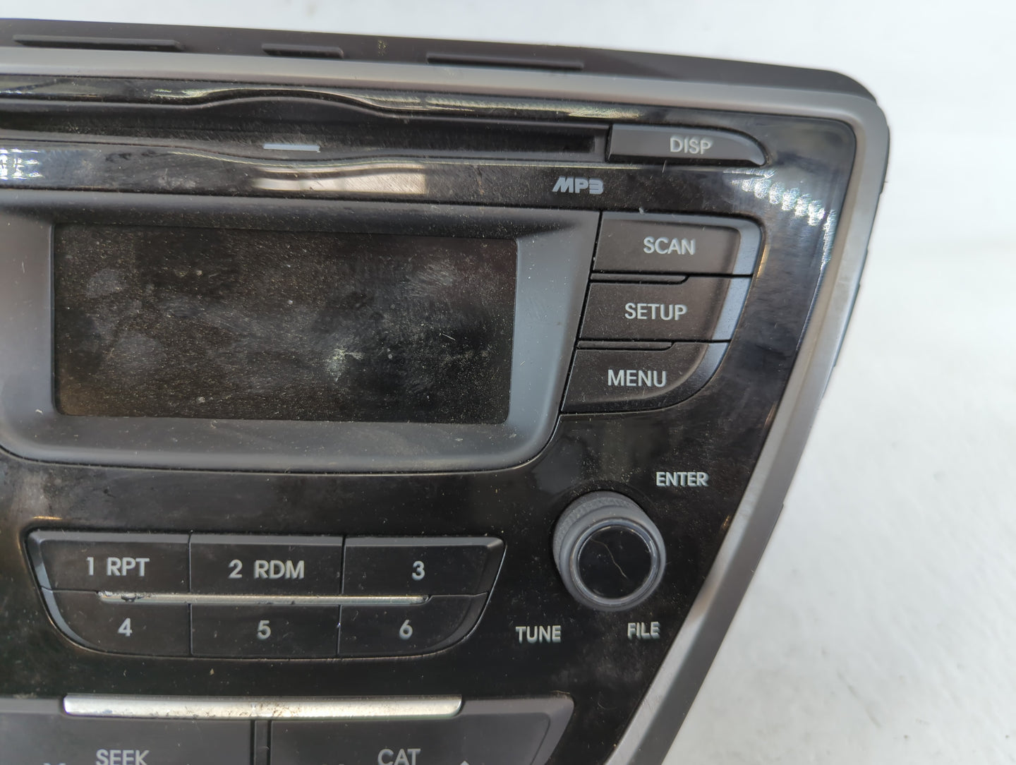 2014-2016 Hyundai Elantra Am Fm Cd Player Radio Receiver - Oemusedautoparts1.com