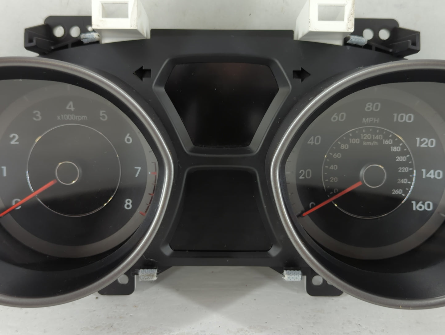 2014-2016 Hyundai Elantra Instrument Cluster Speedometer Gauges P/N:94004-3Y010 Fits Fits 2014 2015 2016 OEM Used Auto Parts