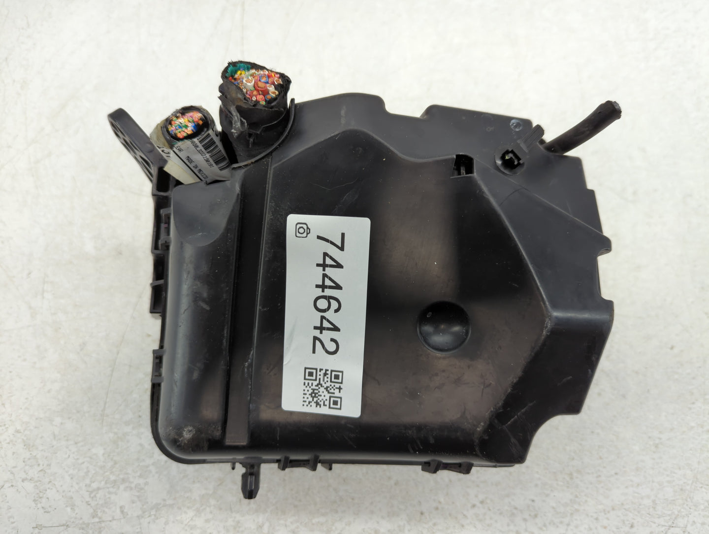 2014-2016 Hyundai Elantra Fusebox Fuse Box Panel Relay Module P/N:91951-3X100 Fits Fits 2014 2015 2016 OEM Used Auto Parts -