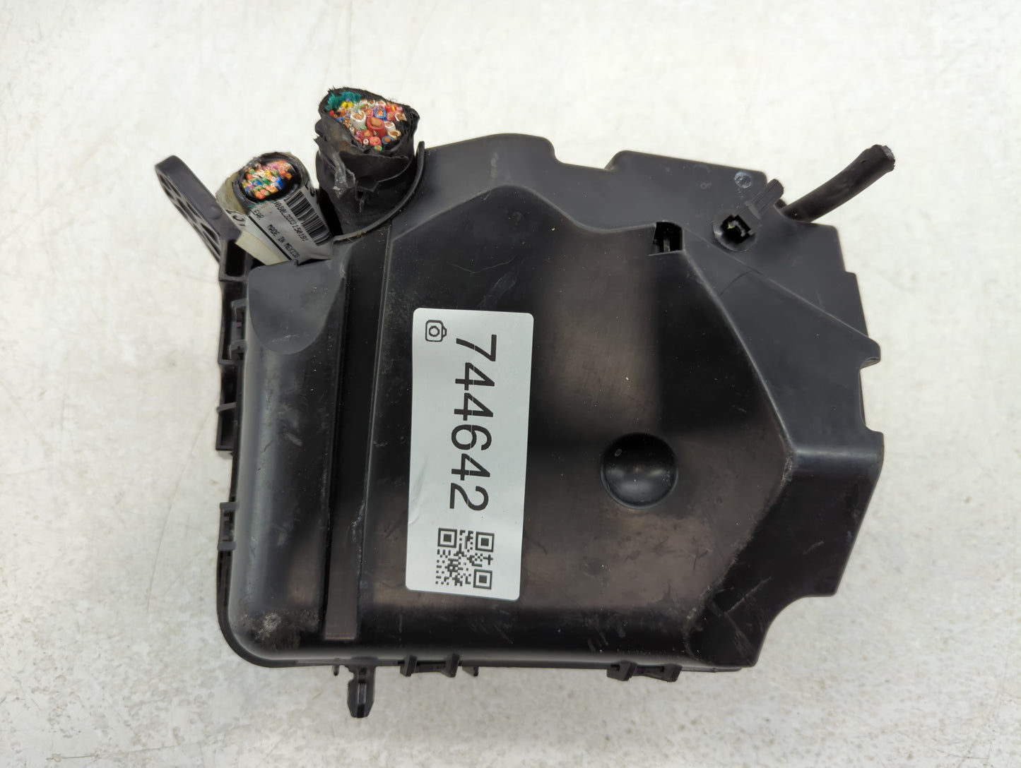 2014-2016 Hyundai Elantra Fusebox Fuse Box Panel Relay Module P/N:91951-3X100 Fits Fits 2014 2015 2016 OEM Used Auto Parts -