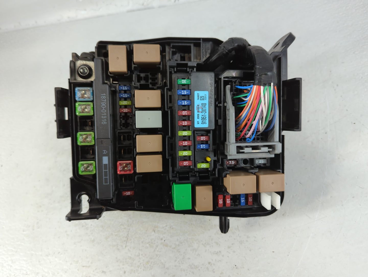 2014-2015 Hyundai Elantra Fusebox Fuse Box Panel Relay Module P/N:91951-3X140 91238A5995 Fits Fits 2014 2015 OEM Used Auto P