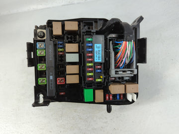 2014-2015 Hyundai Elantra Fusebox Fuse Box Panel Relay Module P/N:91951-3X140 91238A5995 Fits Fits 2014 2015 OEM Used Auto Parts