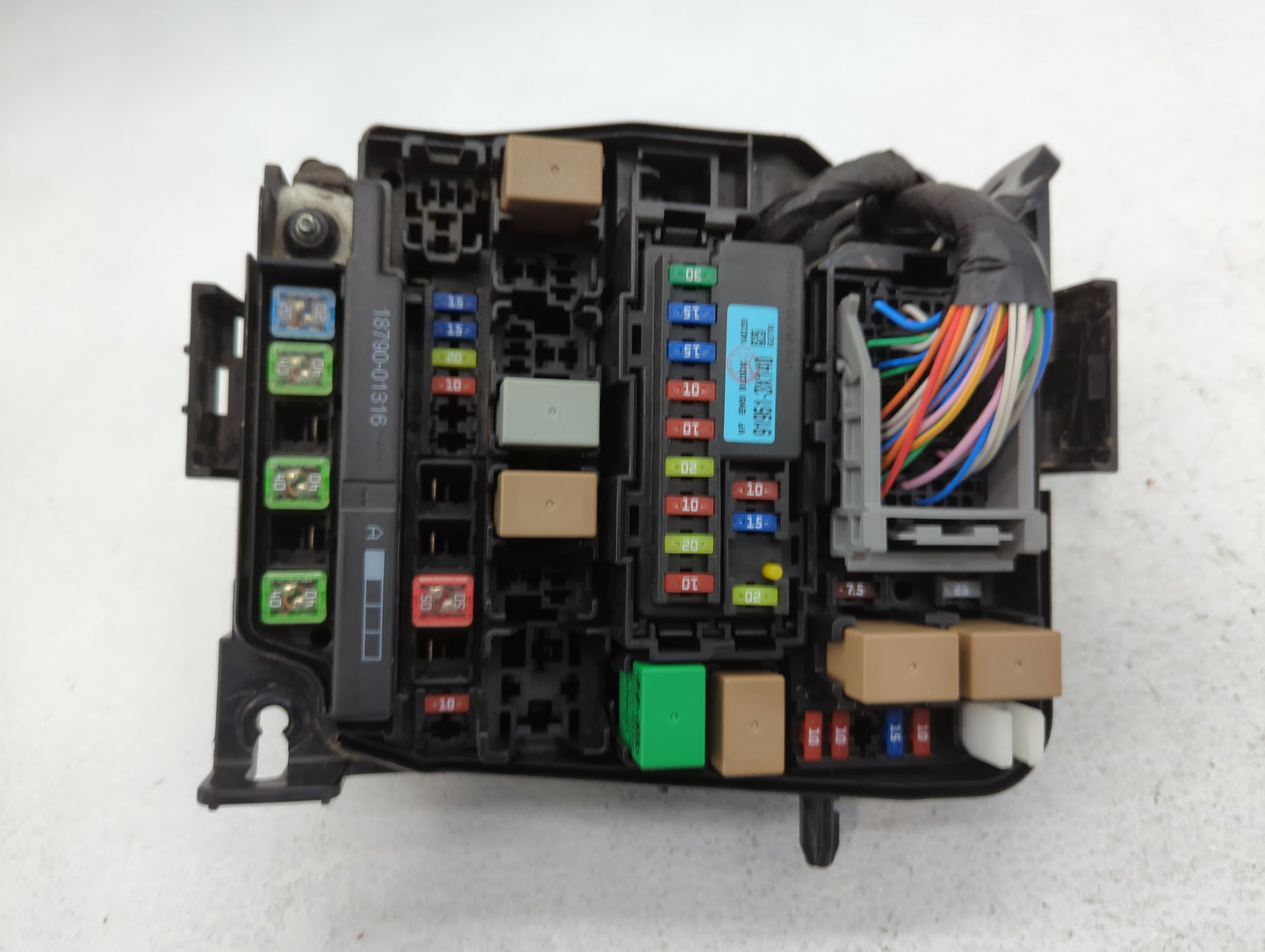 2014-2015 Hyundai Elantra Fusebox Fuse Box Panel Relay Module P/N:91239 A5325 Fits Fits 2014 2015 OEM Used Auto Parts - Oemu