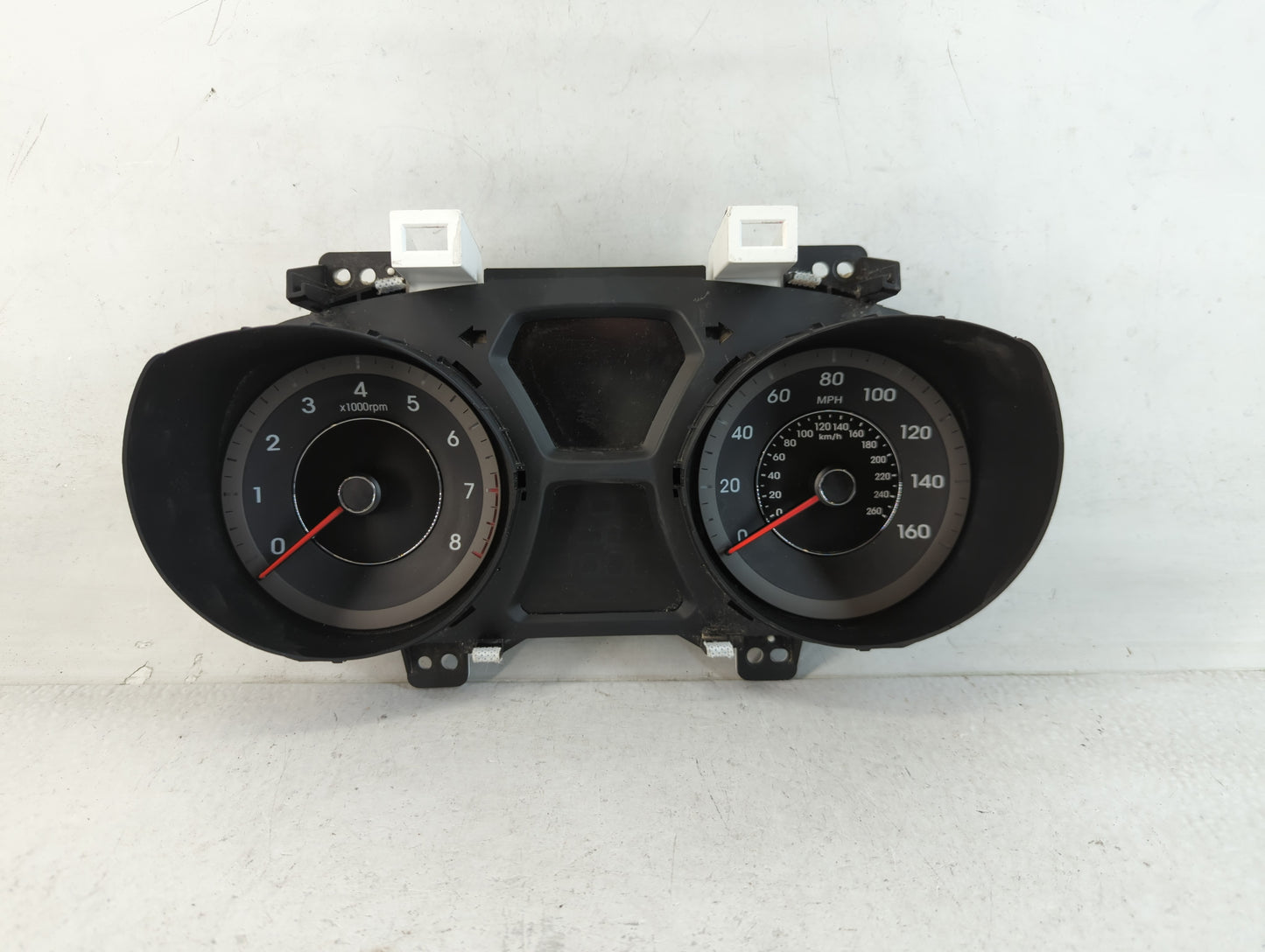 2014-2016 Hyundai Elantra Instrument Cluster Speedometer Gauges P/N:94004-3Y010 Fits Fits 2014 2015 2016 OEM Used Auto Parts