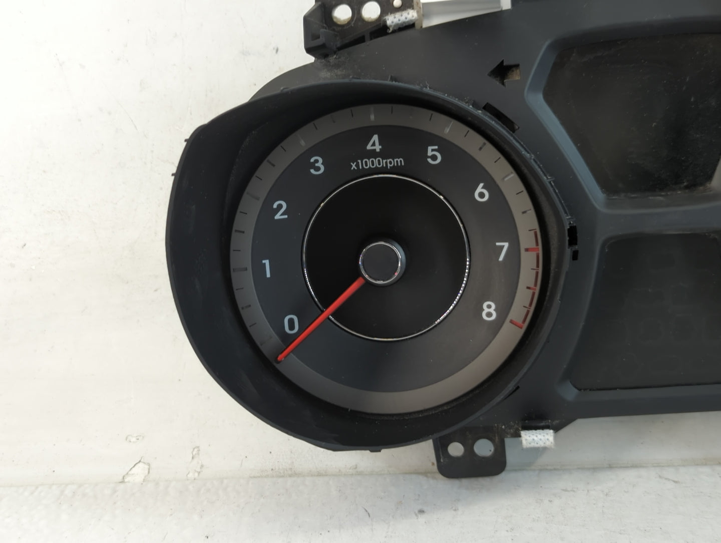 2014-2016 Hyundai Elantra Instrument Cluster Speedometer Gauges P/N:94004-3Y010 Fits Fits 2014 2015 2016 OEM Used Auto Parts