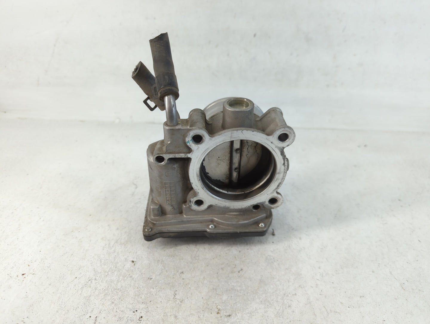 2011-2020 Hyundai Elantra Throttle Body P/N:35100-2E000 Fits Fits 2011 2012 2013 2014 2015 2016 2017 2018 2019 2020 2021 OEM
