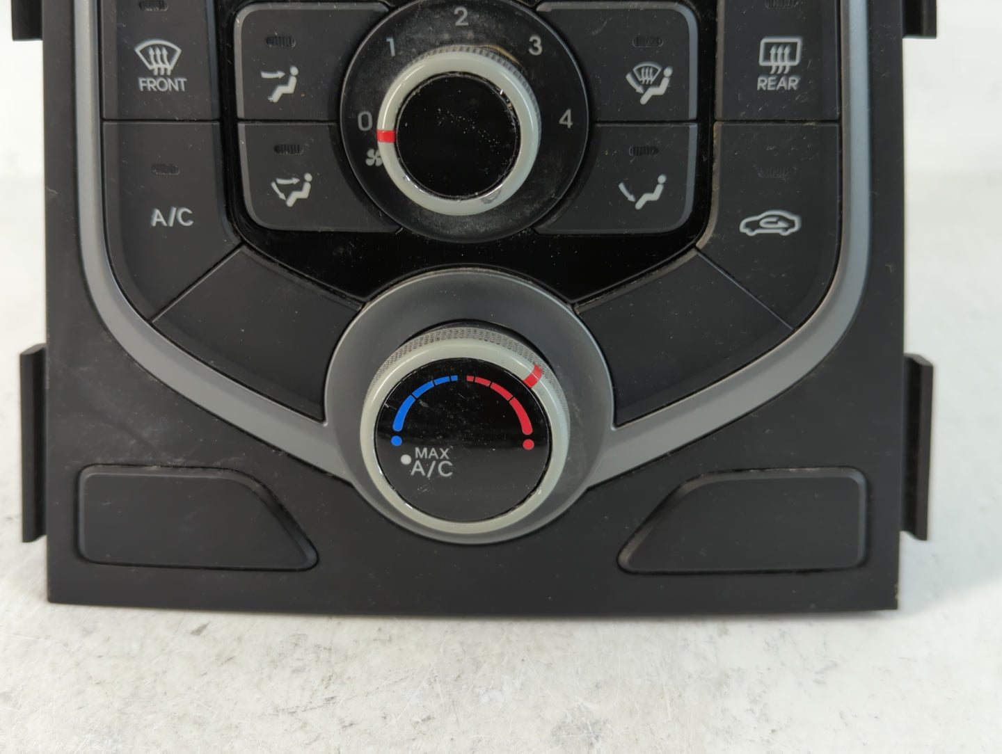 2013-2017 Hyundai Elantra Climate Control Module Temperature AC/Heater Replacement P/N:97250-3XCC0 Fits OEM Used Auto Parts 