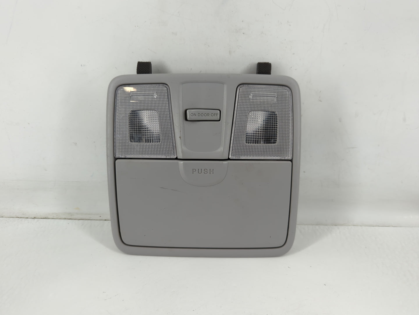 2014 Hyundai Elantra Overhead Roof Console - Oemusedautoparts1.com
