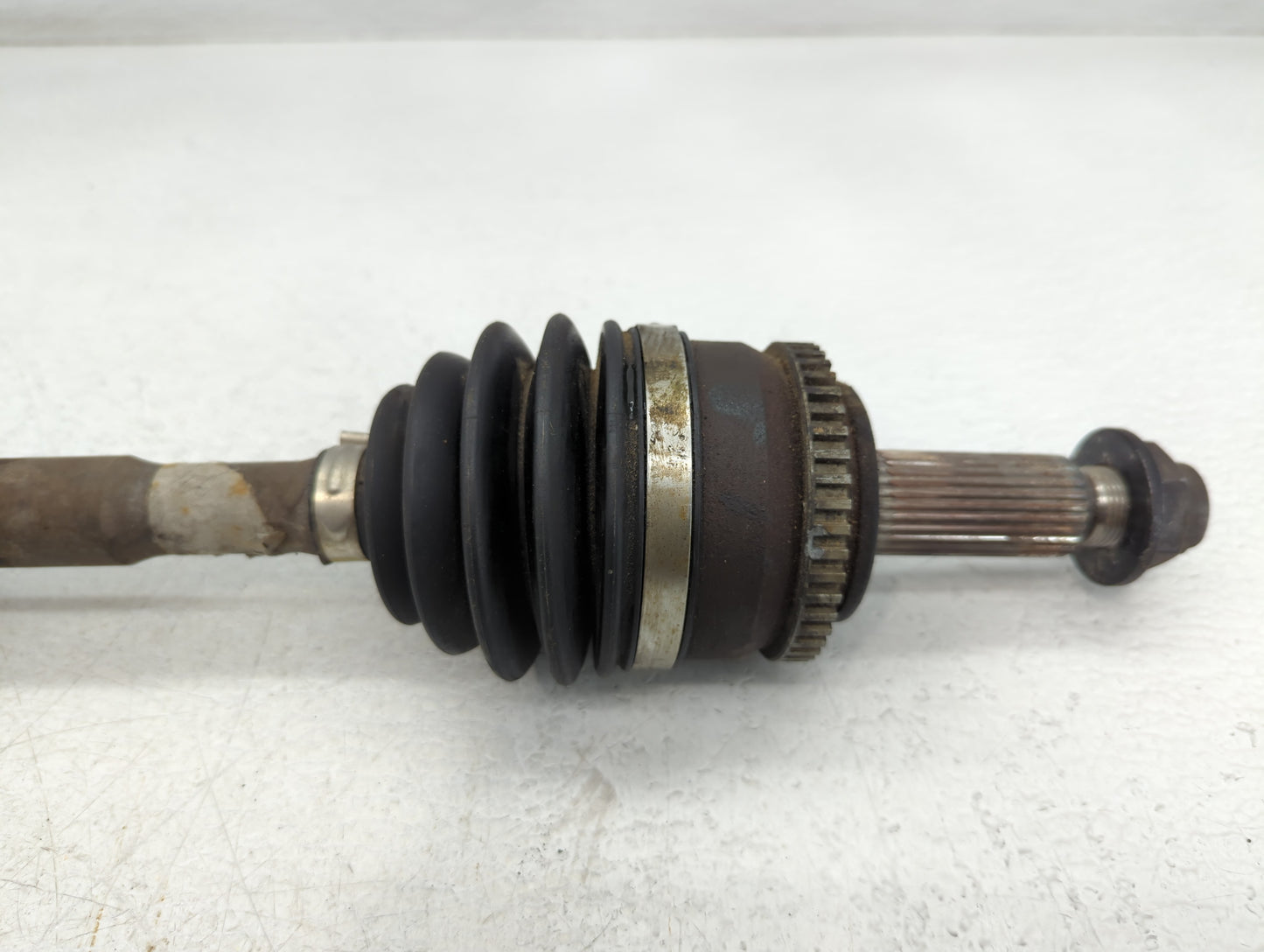 2011-2016 Hyundai Elantra Axle Shaft Front Passenger Cv C/v - Oemusedautoparts1.com