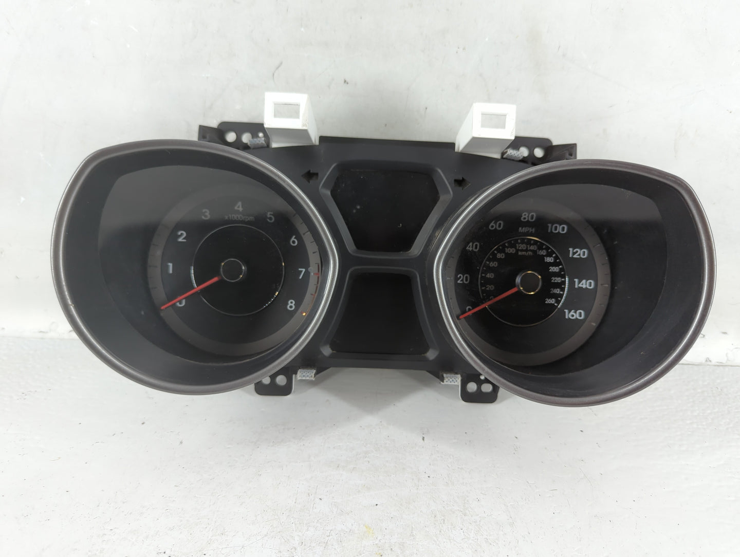 2014-2016 Hyundai Elantra Instrument Cluster Speedometer Gauges P/N:94004-3Y010 Fits Fits 2014 2015 2016 OEM Used Auto Parts