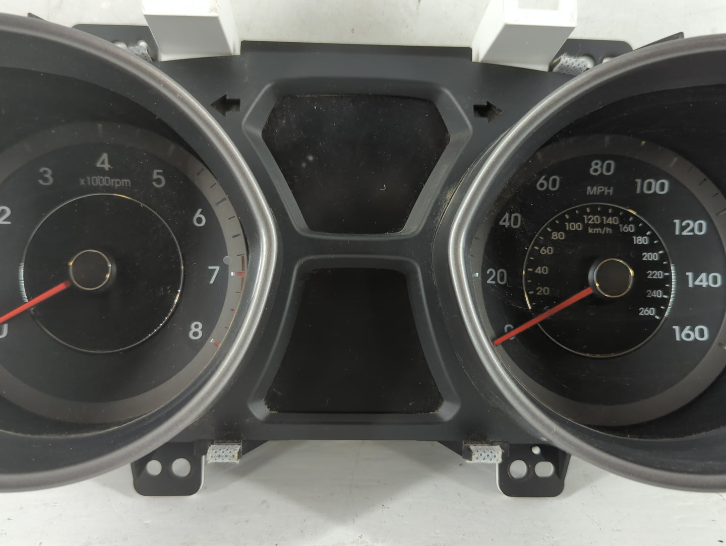 2014-2016 Hyundai Elantra Instrument Cluster Speedometer Gauges P/N:94004-3Y010 Fits Fits 2014 2015 2016 OEM Used Auto Parts