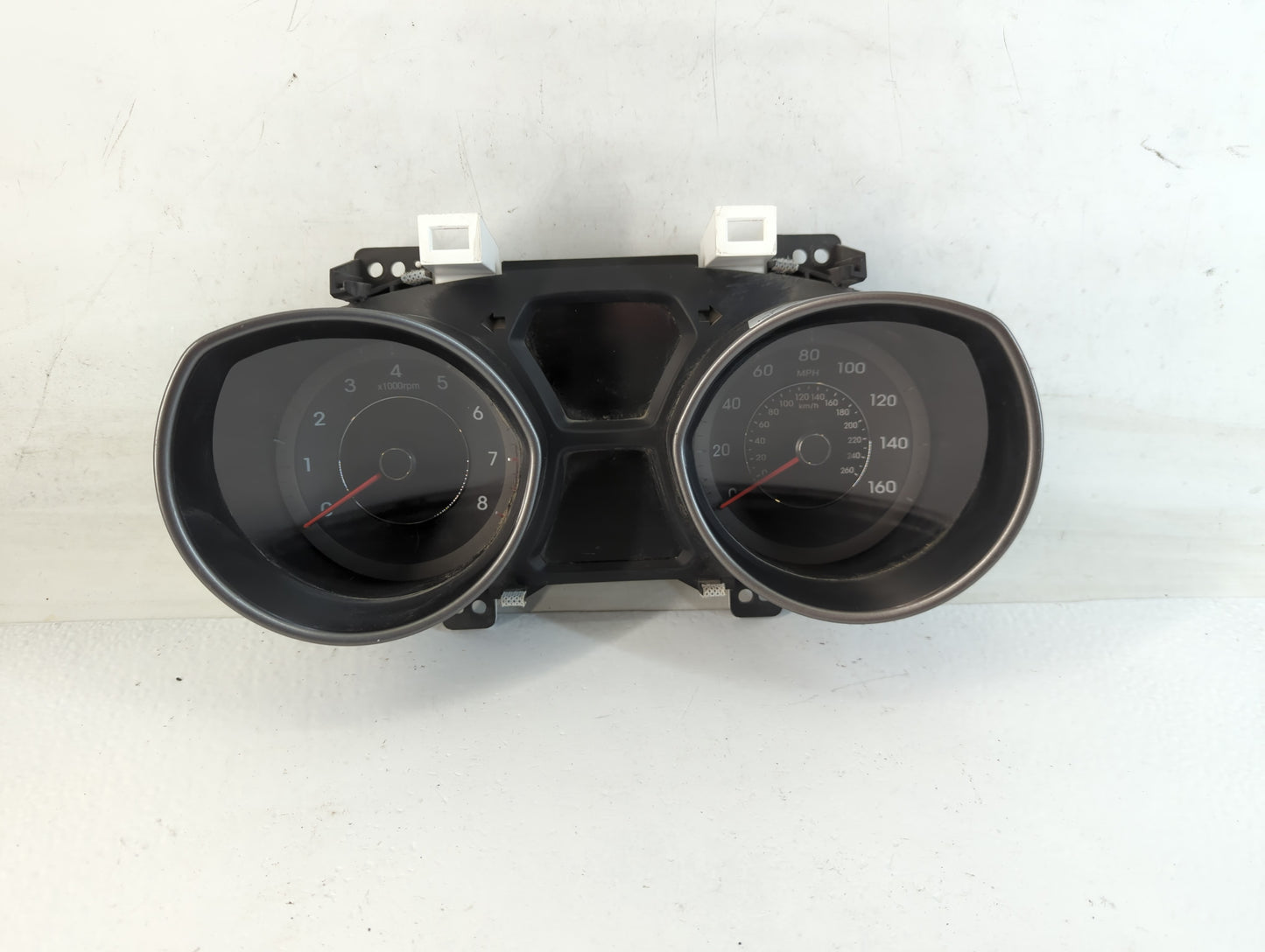 2013-2015 Hyundai Elantra Instrument Cluster Speedometer Gauges P/N:4001069225 94004-3Y010 Fits Fits 2013 2014 2015 OEM Used
