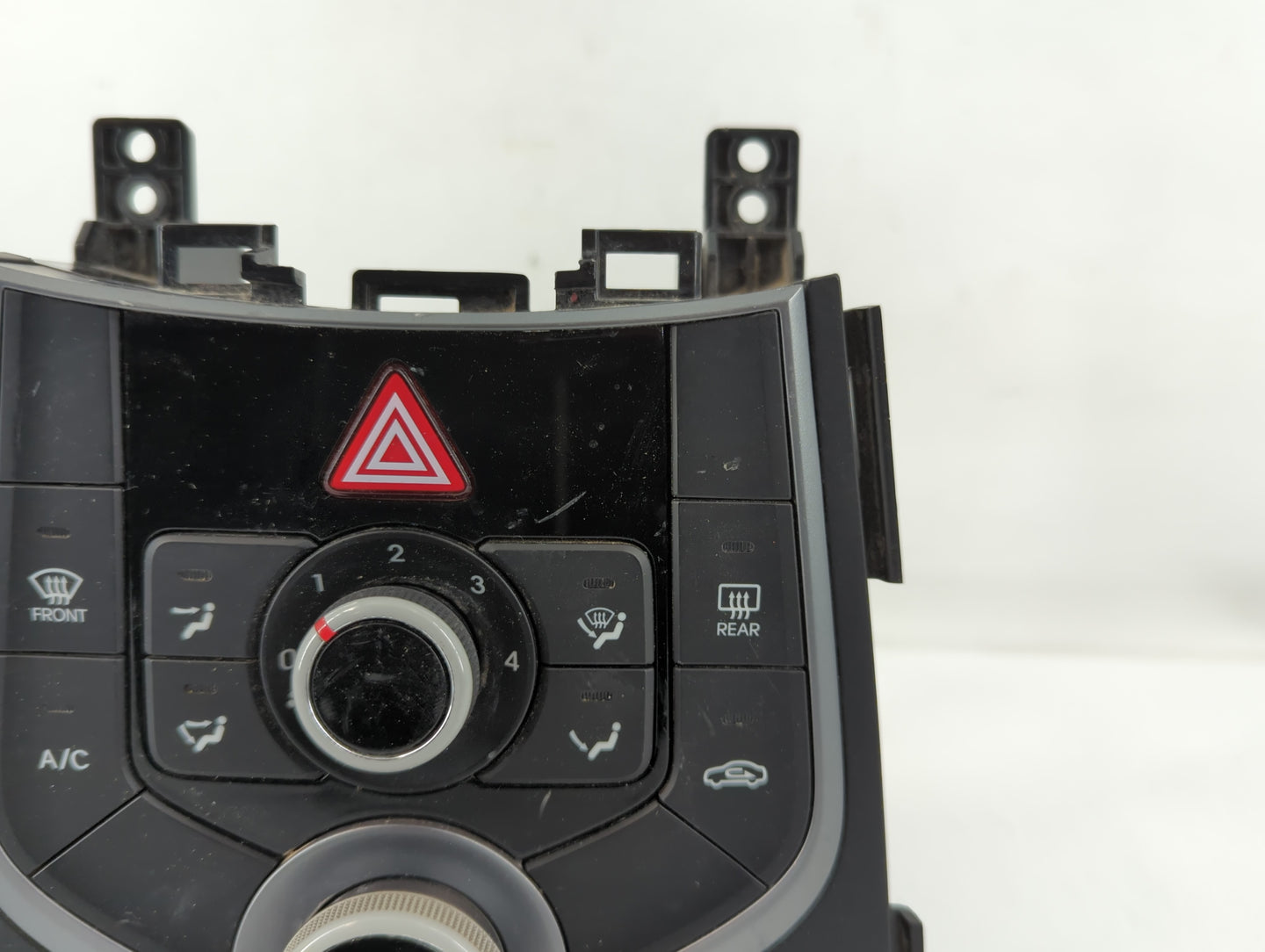 2014-2016 Hyundai Elantra Climate Control Module Temperature AC/Heater Replacement P/N:C500-ATDCF 97250-3XCC0 Fits OEM Used 