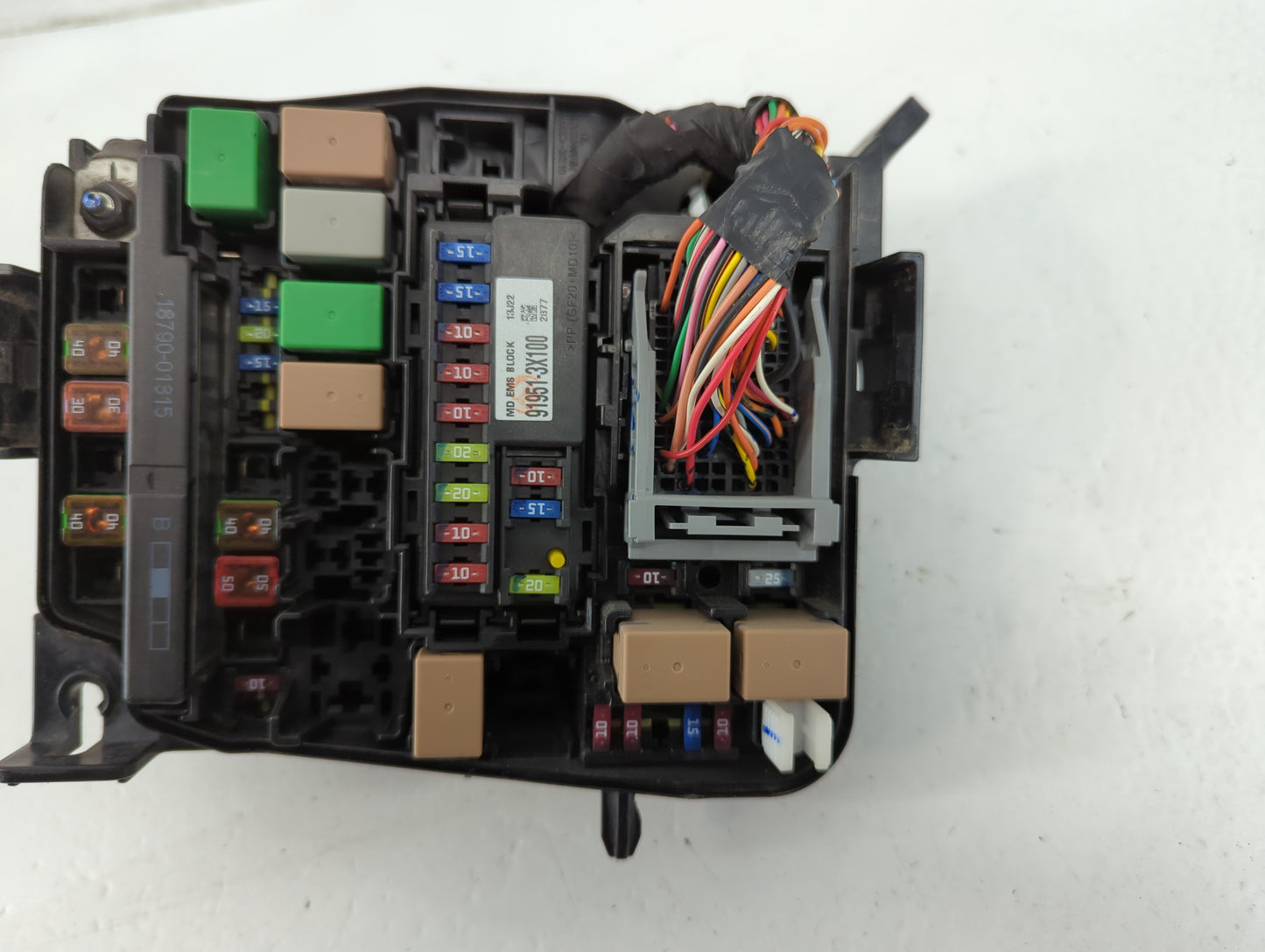 2014-2016 Hyundai Elantra Fusebox Fuse Box Panel Relay Module P/N:91951-3X710 Fits Fits 2014 2015 2016 OEM Used Auto Parts -