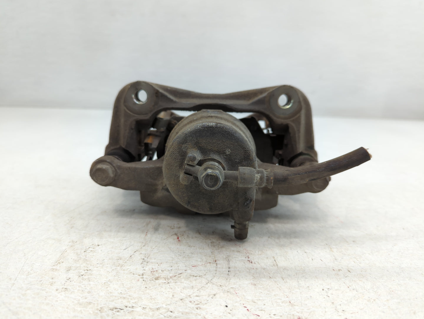 Hyundai Elantra Front Driver Left Brake Caliper - Oemusedautoparts1.com