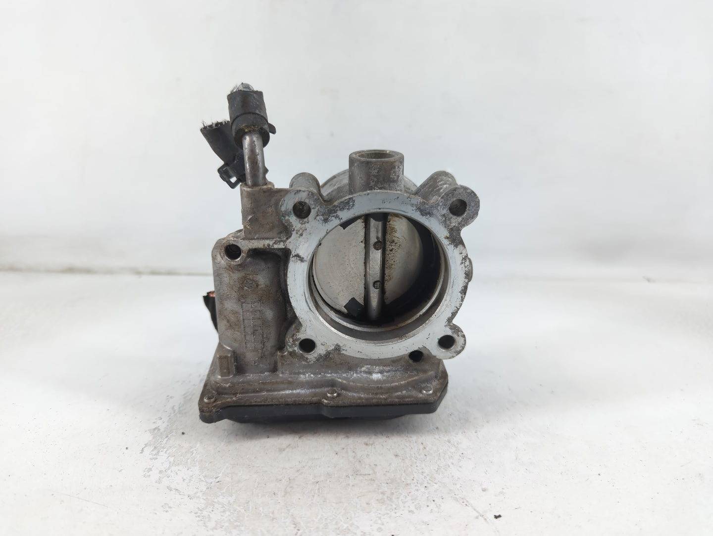 2011-2020 Hyundai Elantra Throttle Body P/N:35100-2E000 Fits Fits 2011 2012 2013 2014 2015 2016 2017 2018 2019 2020 2021 OEM