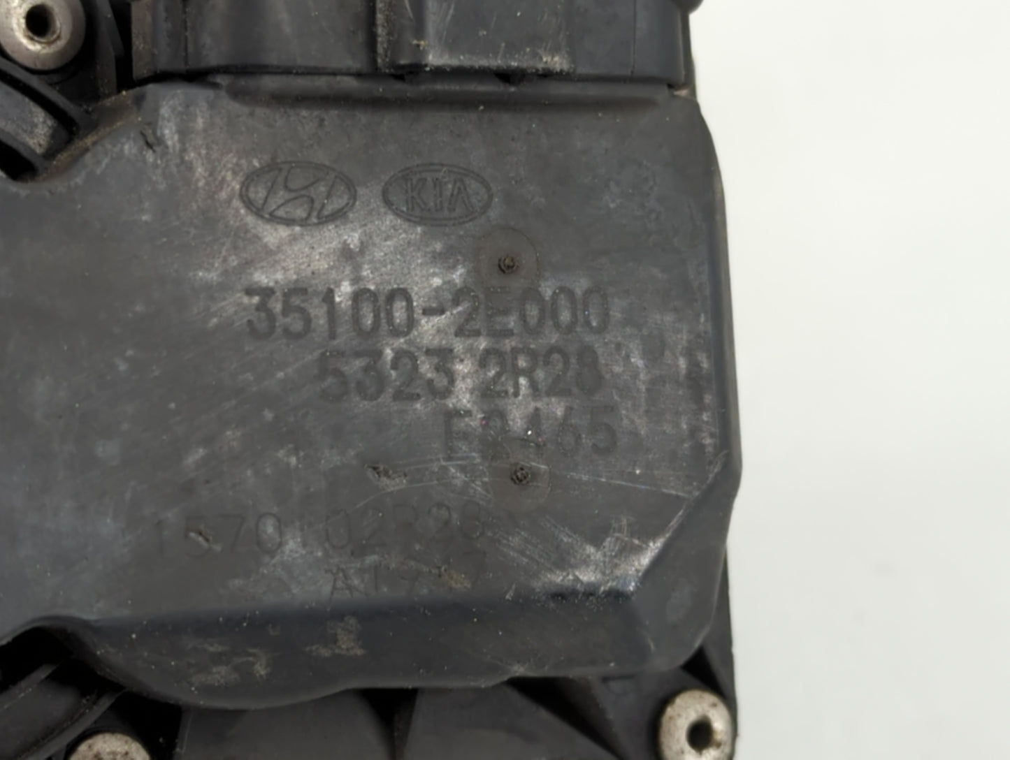 2011-2020 Hyundai Elantra Throttle Body P/N:35100-2E000 Fits Fits 2011 2012 2013 2014 2015 2016 2017 2018 2019 2020 2021 OEM