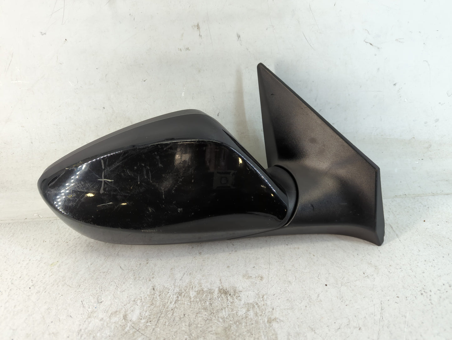 2014-2016 Hyundai Elantra Passenger Side View Mirror - Right Door Mirror OEM Used - Oemusedautoparts1.com